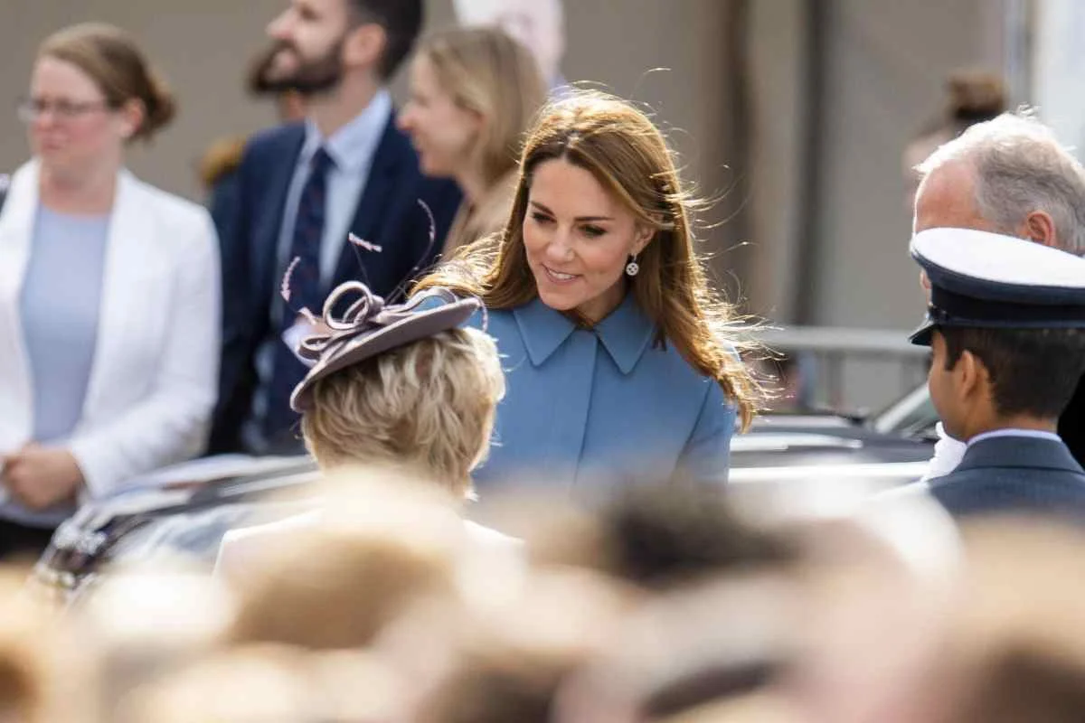 Kate Middleton esperto linguaggio corpo evidente